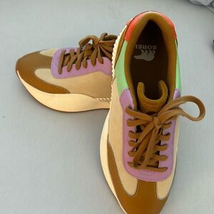 Sorel shoes. Never worn